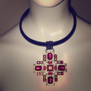 Stunning gothic necklace